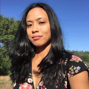 Meet your Posher, Elise